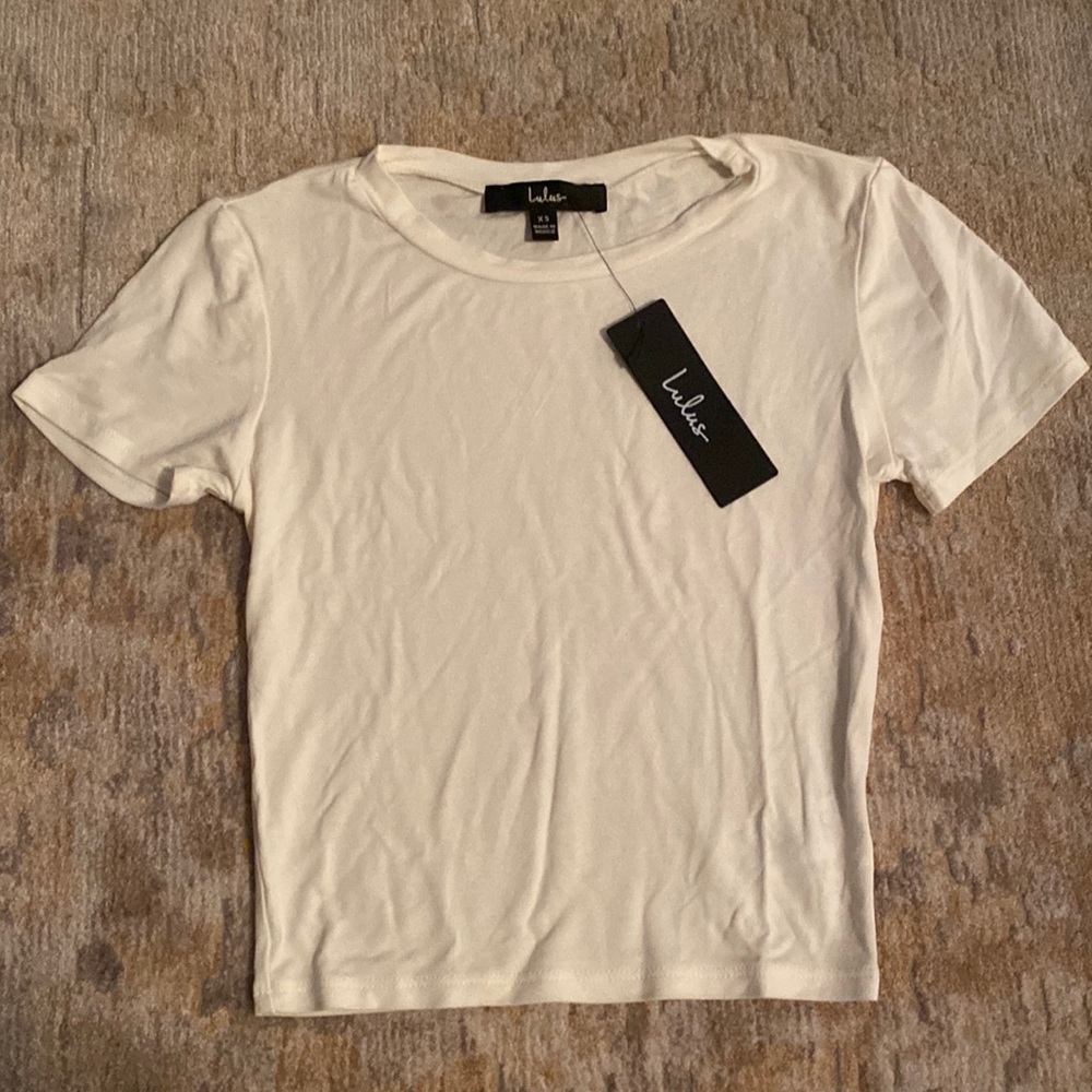 NWT Lulu’s Gotta Have It White Crop Top - XS
